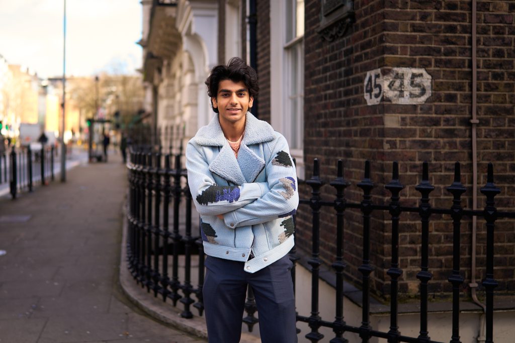 Abhishek from Pakistan, studied Art, Maths and Physics at Guildhouse School London (UFP)